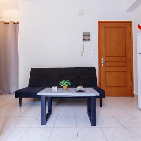 Modern Apartment 칼라마타 외부 사진